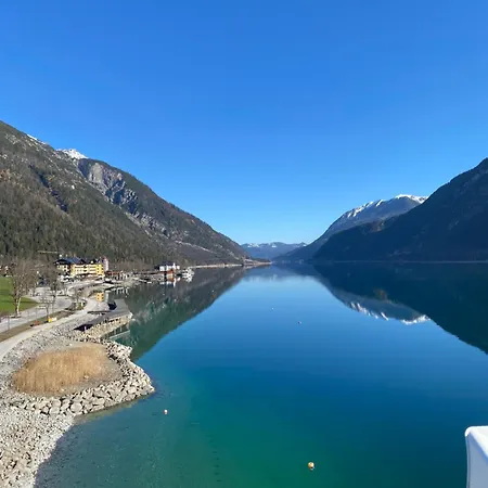 Waldvilla Am See * Pertisau